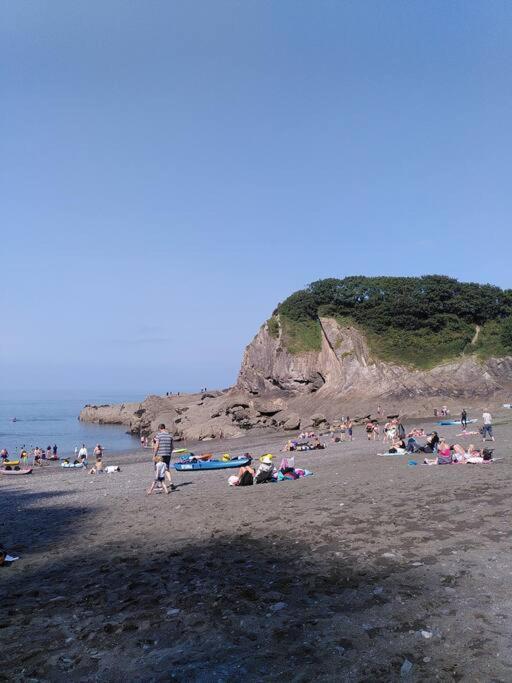 The Tempest, Sea Views, Coastal & Rural Walks. Apartment Ilfracombe Luaran gambar