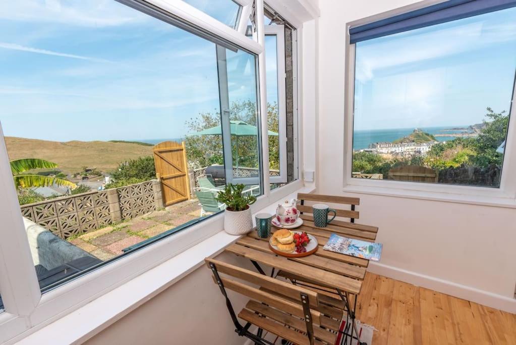 The Tempest, Sea Views, Coastal & Rural Walks. Apartment Ilfracombe Luaran gambar