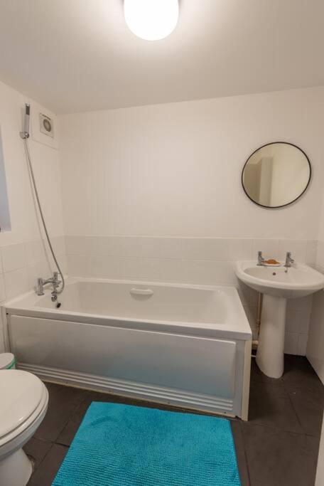 The Tempest, Sea Views, Coastal & Rural Walks. Apartment Ilfracombe Luaran gambar